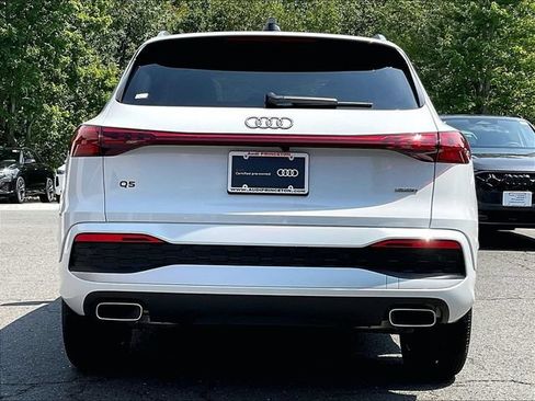Certified 2025 Audi Q5 Premium w/ Convenience Package AWD/4WD image 7