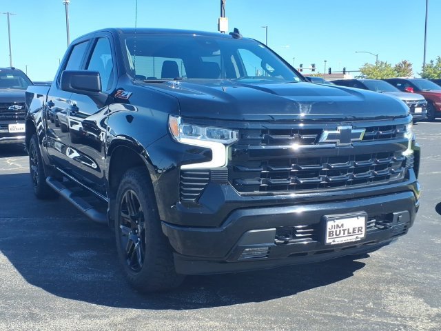 Used 2022 Chevrolet Silverado 1500 RST w/ Z71 Off-Road Package AWD/4WD image 24