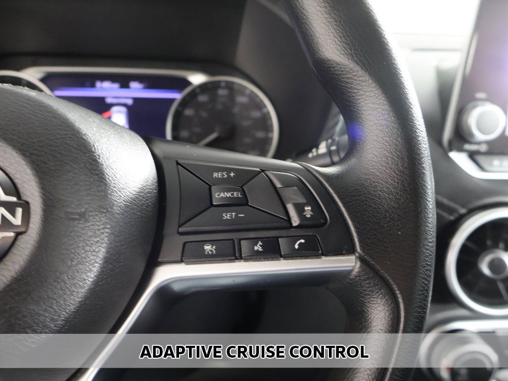 Used 2025 Nissan Sentra SV FWD image 3