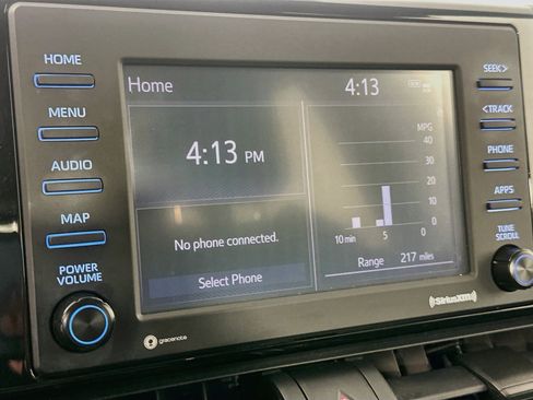 Used 2020 Toyota RAV4 XLE FWD image 21