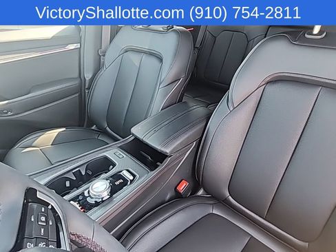 Used 2025 Jeep Wagoneer S Limited AWD/4WD image 22