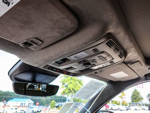 Used 2021 Cadillac Escalade Premium Luxury Platinum image 49