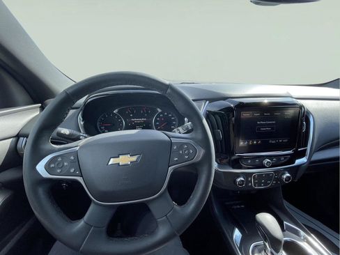Used 2023 Chevrolet Traverse LT AWD/4WD image 27