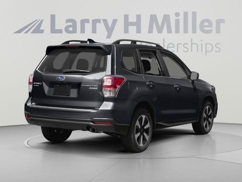 Used 2017 Subaru Forester 2.5i Limited AWD/4WD image 2