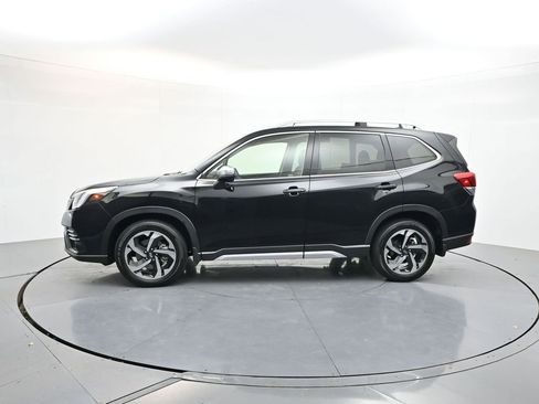 Used 2024 Subaru Forester Touring w/ POP Package 3 AWD/4WD image 4