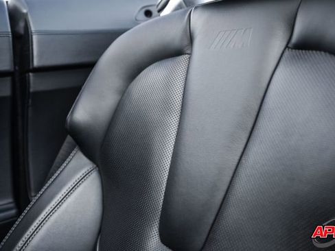 Used 2013 BMW M6 Convertible RWD image 30