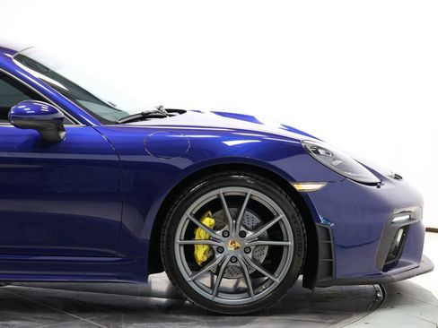 Used 2021 Porsche 718 Cayman RWD image 49