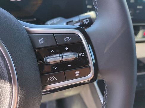 New 2026 Kia Carnival EX image 12