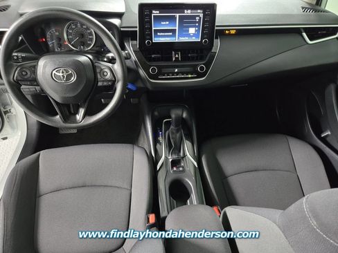 Used 2020 Toyota Corolla LE w/ Carpet Mat Package (TMS) FWD image 16