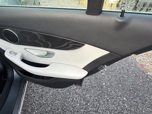 Used 2017 Mercedes-Benz C 300 Sedan image 18