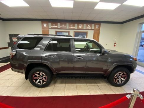 Used 2019 Toyota 4Runner TRD Off-Road image 4
