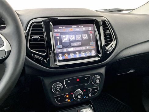 Used 2020 Jeep Compass Limited image 8