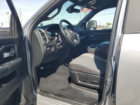 Used 2024 RAM 2500 Big Horn image 10