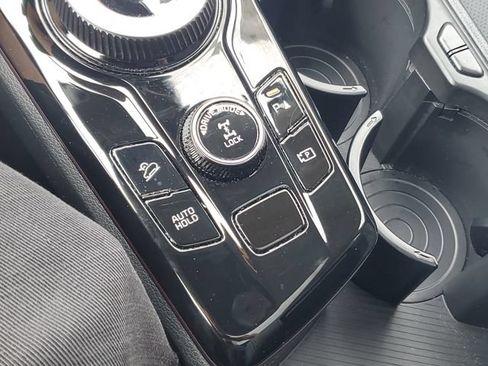 Used 2025 Kia Sportage SX Prestige AWD/4WD image 31