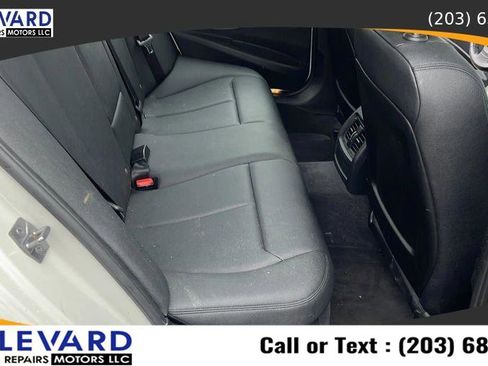 Used 2014 BMW 320i Sedan RWD image 35
