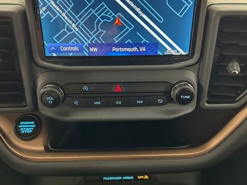 Used 2023 Ford Bronco Sport Outer Banks w/ Tech Package AWD/4WD image 14