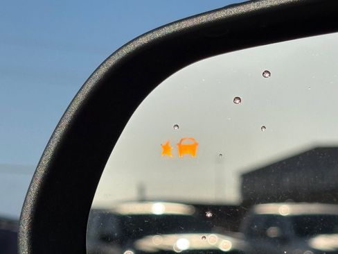 Used 2026 Chevrolet Equinox LT image 38