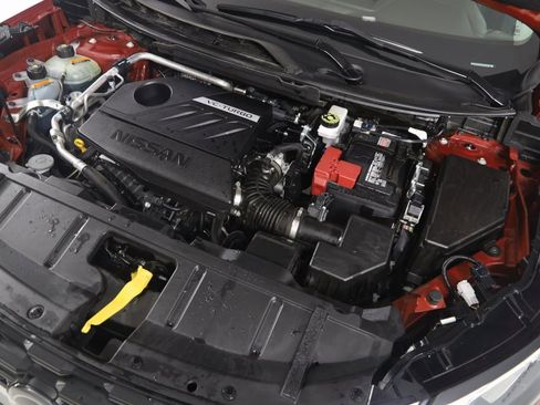 Used 2023 Nissan Rogue SV image 16