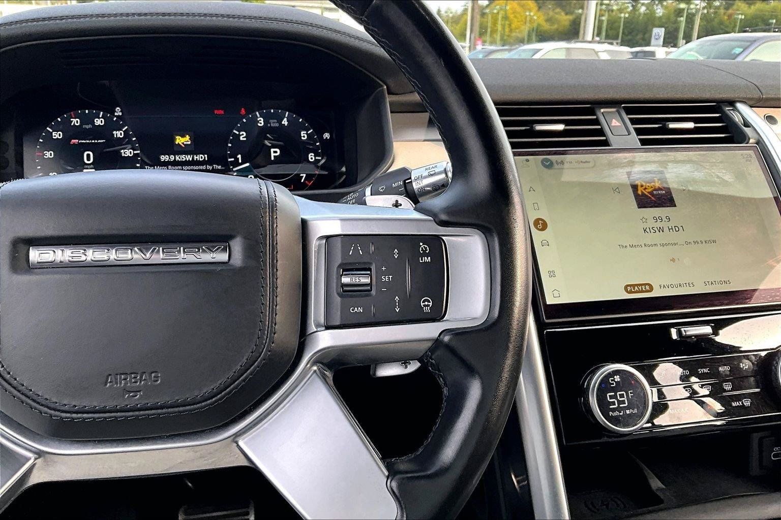 Used 2022 Land Rover Discovery HSE R-Dynamic AWD/4WD image 13
