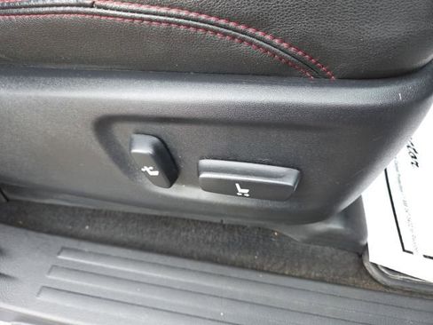 Used 2020 Toyota 4Runner TRD Off-Road image 47