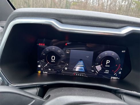 Used 2024 GMC Canyon Elevation w/ Convenience Package image 20