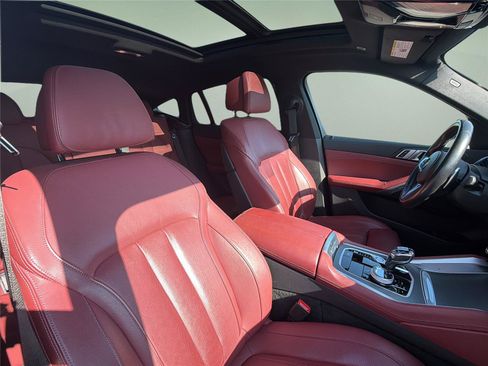 Used 2022 BMW X6 xDrive40i w/ Executive Package AWD/4WD image 19