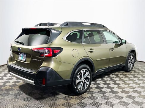 Used 2020 Subaru Outback Limited image 8