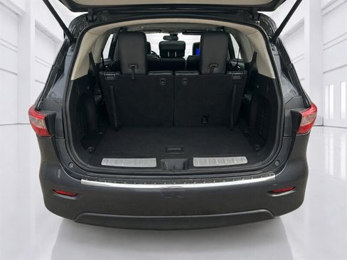 Used 2013 INFINITI JX35 AWD w/ Premium Pkg image 17