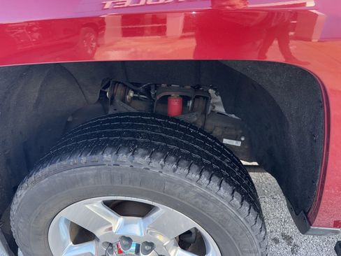 Used 2019 Chevrolet Silverado 2500 LT w/ LT Convenience Package image 11