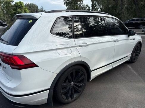 Used 2021 Volkswagen Tiguan SE R-Line FWD image 4