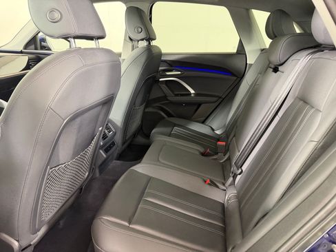 Used 2025 Audi Q5 Premium w/ Convenience Package AWD/4WD image 21
