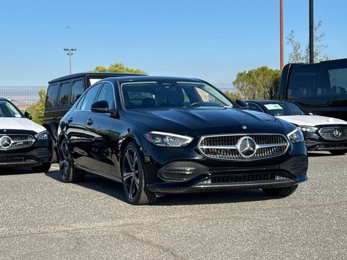 Used 2022 Mercedes-Benz C 300 Sedan image 4