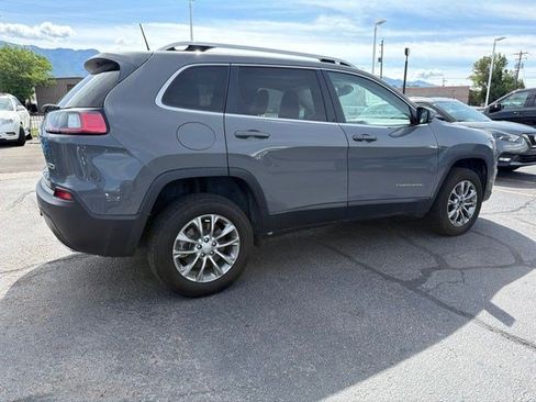 Used 2021 Jeep Cherokee Latitude Lux w/ Sun & Sound Group AWD/4WD image 4