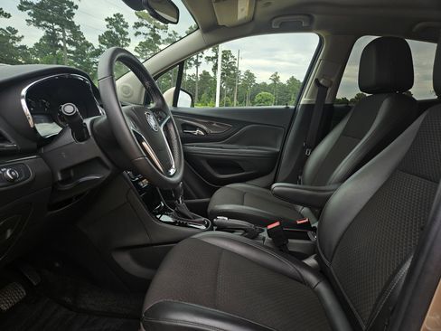 Used 2018 Buick Encore Preferred FWD image 10