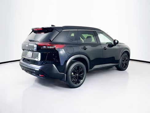 Used 2023 Nissan Rogue SV w/ SV Premium B Package image 9