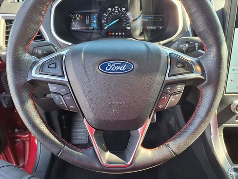 Used 2021 Ford Edge ST-Line image 13