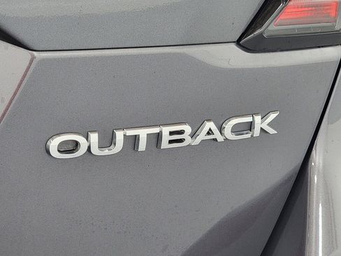 Used 2022 Subaru Outback Limited AWD/4WD image 9