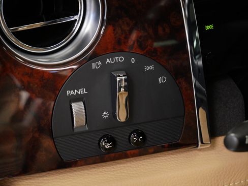 Used 2013 Rolls-Royce Ghost -Rear Theatre Configuration, S image 27