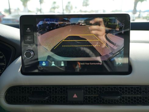 Used 2027 Honda HR-V LX image 26