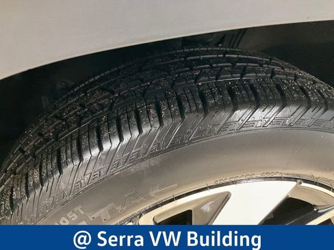 Used 2025 Volkswagen Atlas SEL image 18