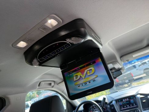 Used 2015 Chevrolet Tahoe LT RWD image 17