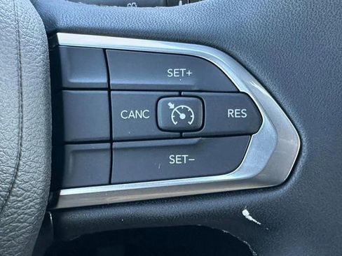 New 2026 Jeep Compass Latitude AWD/4WD image 12
