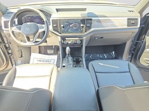 Used 2023 Volkswagen Atlas Cross Sport SE FWD image 11