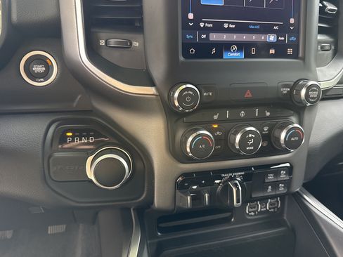 Used 2022 RAM 1500 Big Horn RWD image 28