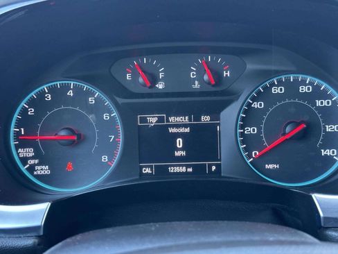 Used 2019 Chevrolet Traverse LS FWD image 28