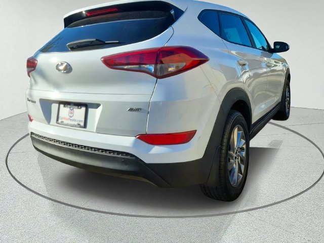 Used 2018 Hyundai Tucson SE AWD/4WD image 2