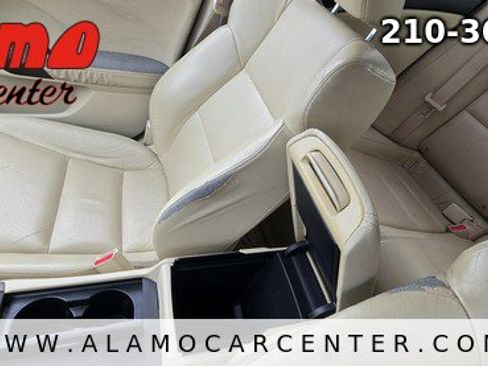 Used 2010 Acura TSX w/ Technology Package image 36