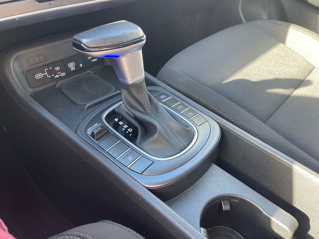 Used 2026 Hyundai Kona SEL Sport FWD image 19