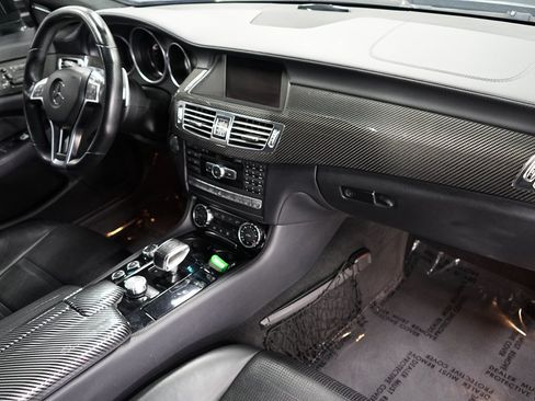 Used 2012 Mercedes-Benz CLS 63 AMG image 25