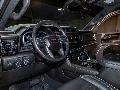 Used 2023 GMC Sierra 1500 AT4X image 18